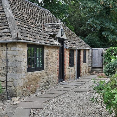 The Bothy Beverston Castle Tetbury Bagian luar foto