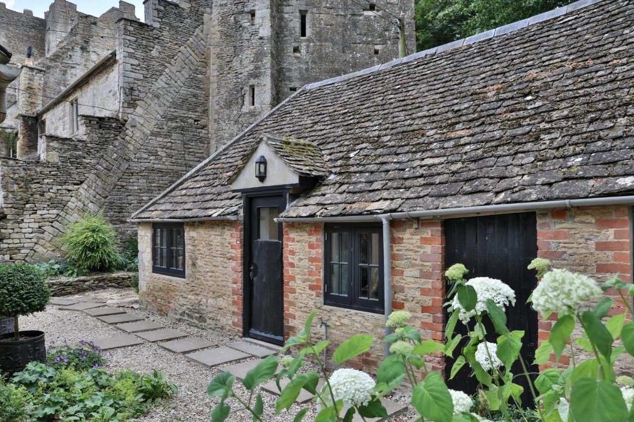 The Bothy Beverston Castle Tetbury Bagian luar foto