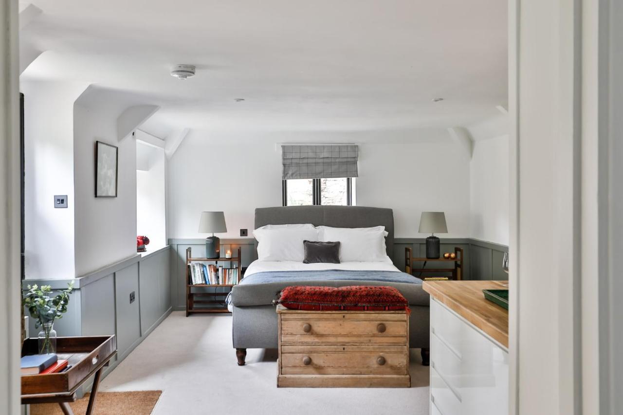 The Bothy Beverston Castle Tetbury Bagian luar foto