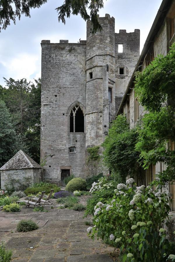 The Bothy Beverston Castle Tetbury Bagian luar foto